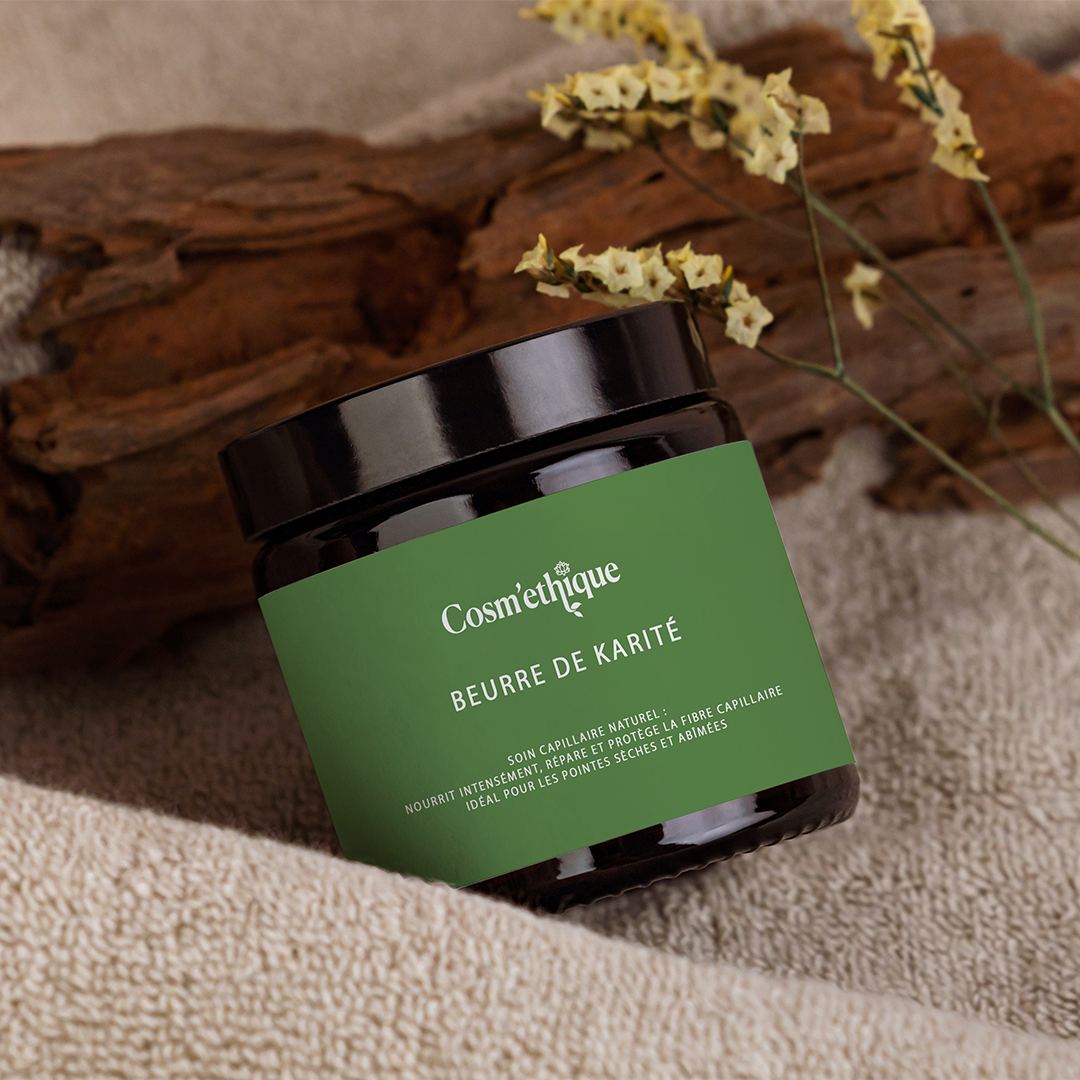 Beurre de Karité dans un pot