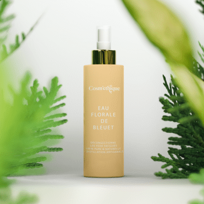 Eau Florale de Bleuet dans une bouteille