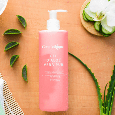 Gel aloe vera dans une bouteille