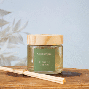 diffuseur battonet dans un pot en verre